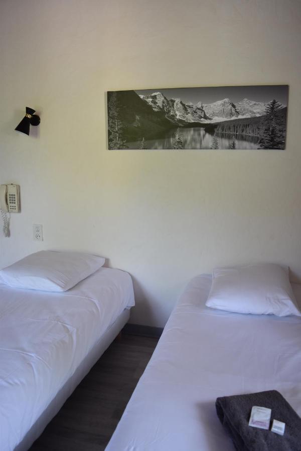 Hotel Restaurant Des Lacs Chaux-des-Crotenay Buitenkant foto